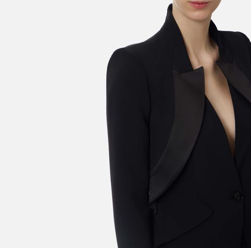 Jacket in lightweight crêpe fabric with satin lapels
