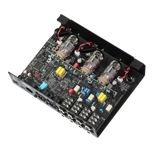 פראמפ מנורות לגיטרה Tone King ROYALIST TUBE PREAMP THREE 12AX7