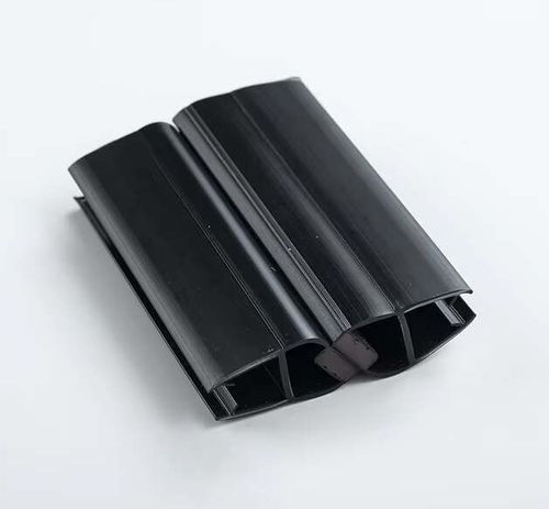 סף למקלחון PVC מגנטי 2.2 מ' / 8 מ