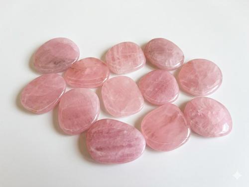 תרפי סטון רוז קוורץ ROSE QUARTZ THERAPY STONE