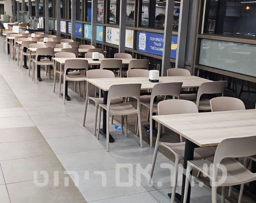 שולחן אוכל דגם דניס