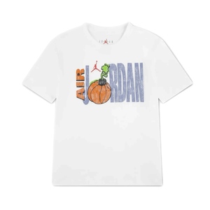 חולצה JORDAN מידות 8-16 לילדים בגוון לבן עם גרפיקה