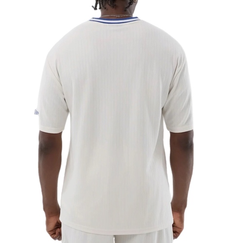 חולצה NEW ERA מידות XS-XXL לגברים בגוון קרם עם כיתוב