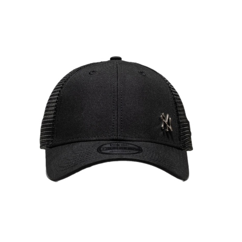 כובע NEW ERA לגברים בגוון שחור עם רשת