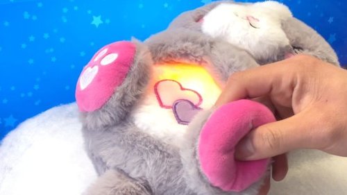 בובת פרווה נושמת ומרגיעה חתול לתינוקות