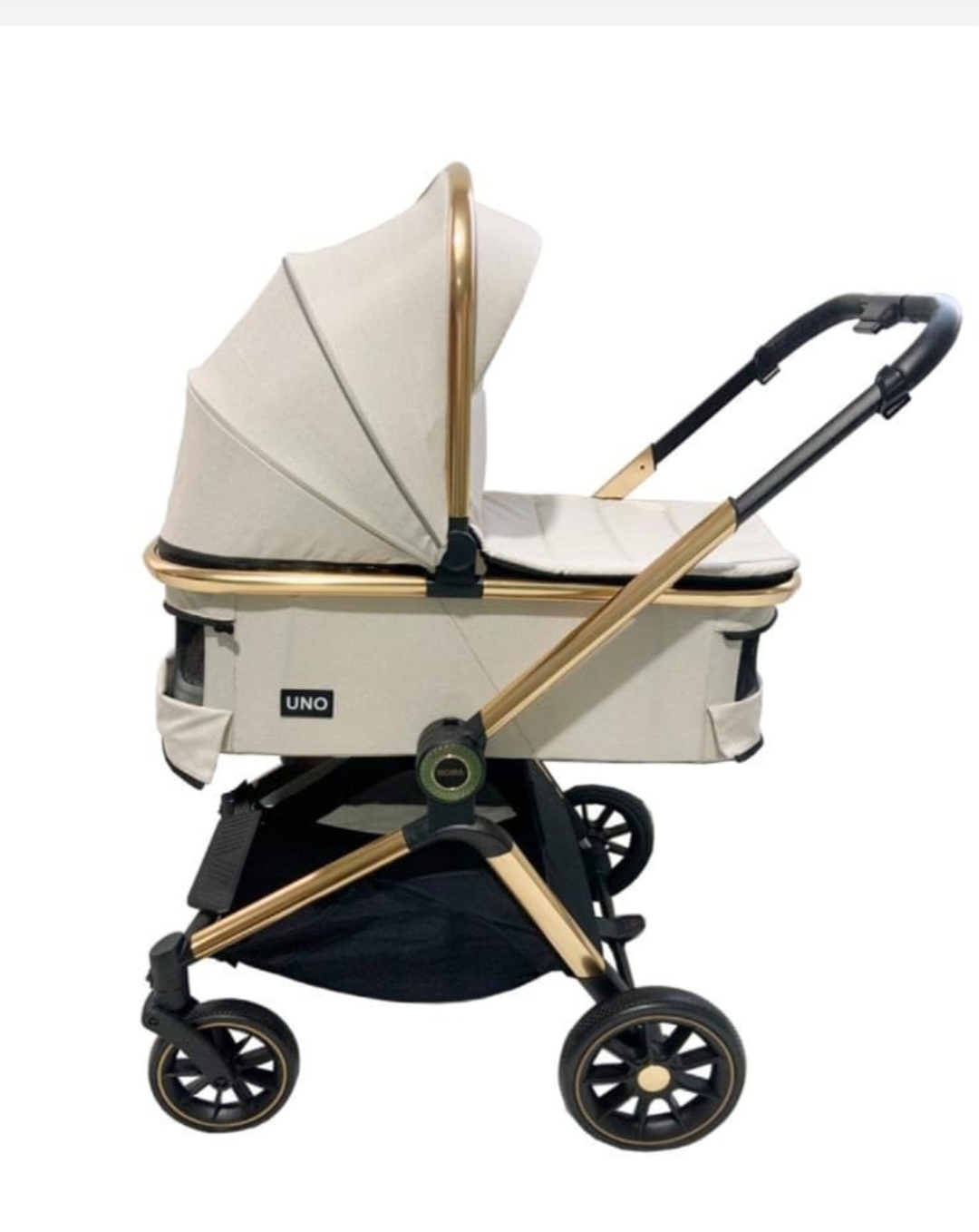 עגלה לתינוק משולבת רומא Roma מבית EASY BABY צבע שמנת רוזגולד