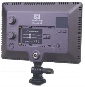 פנס לד NanGuang MIXPAD 32