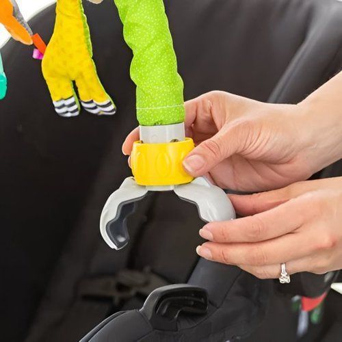 קשת פעילות לעגלה מבית infantino