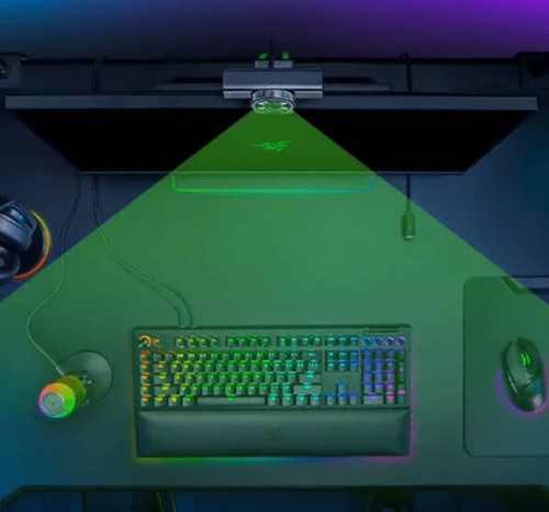 מצלמת רשת צבע ורוד Razer Kiyo V2 X 2K