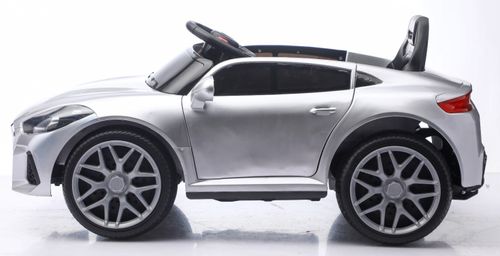 מכונית ממונעת 12V בדמות BMW Z4 עם גלגלי EVA, מערכת מולטימדיה, אורות ושלט רחוק - ורוד מטאלי