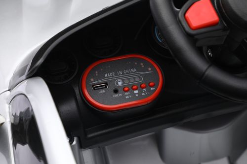 מכונית ממונעת 12V בדמות BMW Z4 עם גלגלי EVA, מערכת מולטימדיה, אורות ושלט רחוק - שחור מטאלי