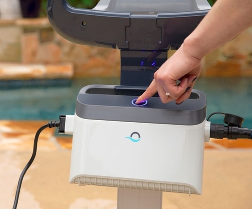 ‏רובוט לבריכה לניקוי Dolphin PREMIUM 60 Maytronics