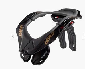 מגן צוואר 5.5 ילדים Stealth LEATT שחור