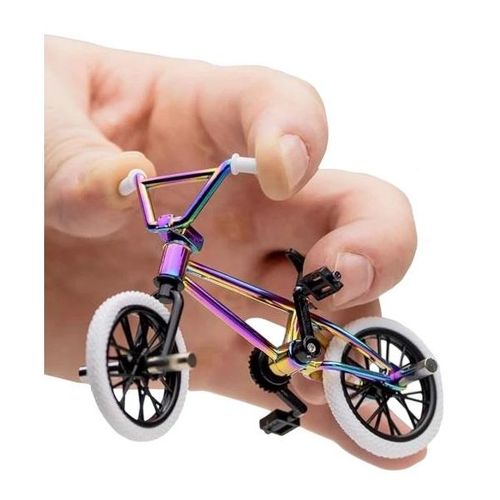 TAIL WHIP FINGER BIKE OIL SLICK