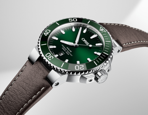 ORIS 0173377304157-0752410EB 43.5MM Aquis Date 