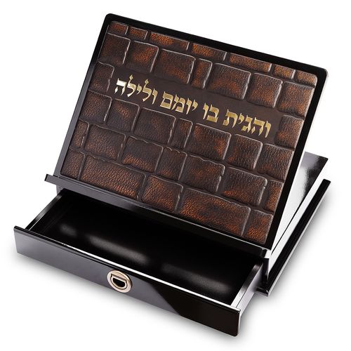סטנדר מהודר מעץ עם פלקטה ומגירה מובנית