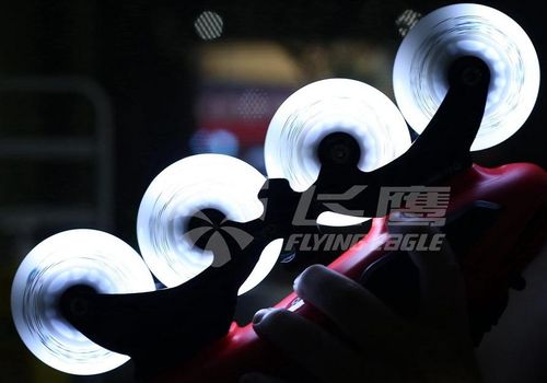 FLYING EAGLE LAZERWHEELZ WHITE 4PCS 72MM
