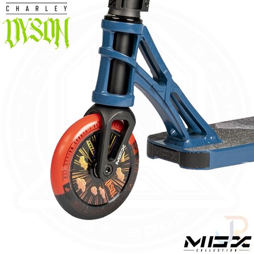 קורקינט פעלולים MGX Charley Dyson מהדורת חתימה צ’ארלי דייסון אדום