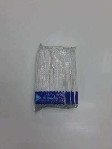 סכין פלסטיק כמות 100 יח' 