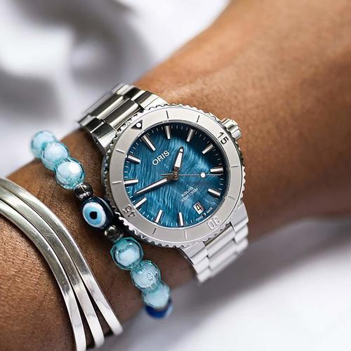 ORIS 7612611034522 36.5MM Aquis Date