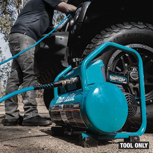 שימוש במדחס אוויר נטען מתח 40V דגם AC001GZ MAKITA