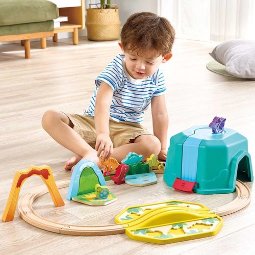 סט רכבת דינוזאורים – עולם פרהיסטורי מלא דמיון, משחק והרפתקאות