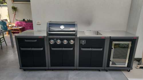 גריל רבולושן 4 שחור +  יח’ כיור + יח’ מקרר Coleman + ארון אחסון 