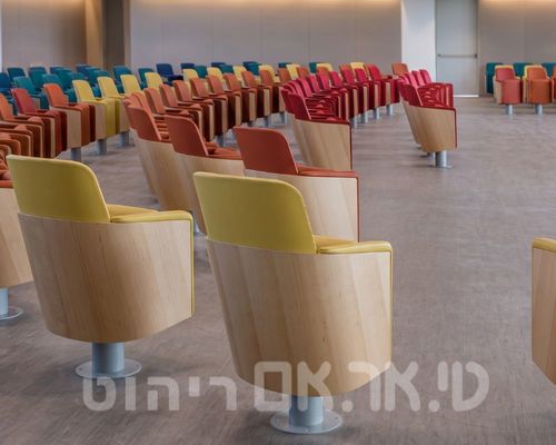כיסא דגם אפל