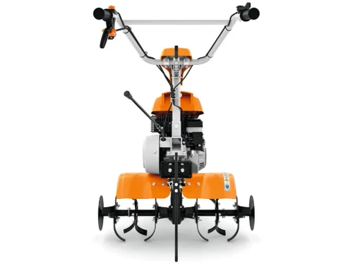 מבט קדמי על מתחחת בנזין STIHL MH 600.1 עם שיני תיחוח רחבות ובקרת עומק לעבודה חקלאית וגינון