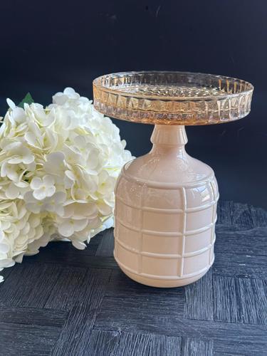 מעמד עגול על רגל משבצות 15.8/21.5 ס