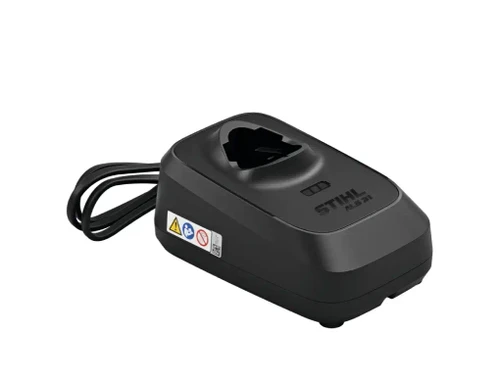 מטען סוללות STIHL ALS 31 קומפקטי למערכת AS SYSTEM עם מחוון LED לטעינה נוחה ובטוחה