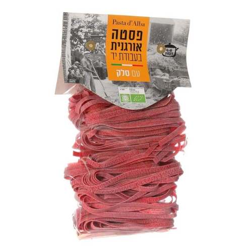 פסטה אורגנית בעבודת יד עם סלק