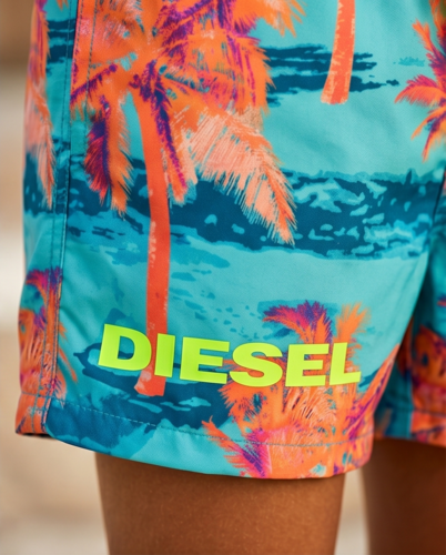 בגד ים DIESEL מידות 4-16 לילדים בדוגמת טרופית - שורט