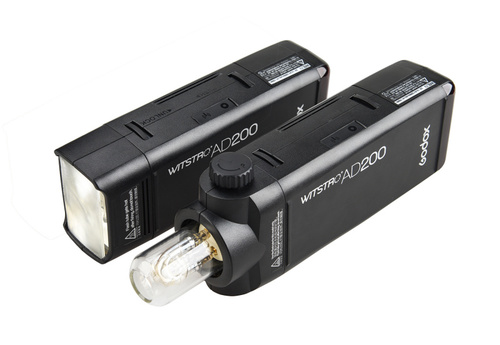 פלאש GODOX AD200