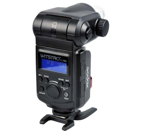 קיט פלאש כולל סוללה Godox Witstro AD180 Kit