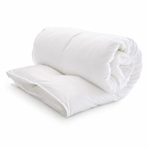 שמיכת מזגן זוגית לבנה פוך סינטטי 220x200 ס״מ