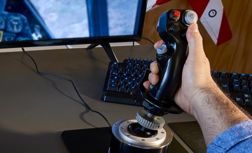 בקר טיסה Thrustmaster F-16C Viper Strike Fighter PC