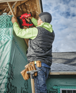 גוף אקדח סיכות נטען 18V בראשלס Milwaukee M18 FNCS18GS