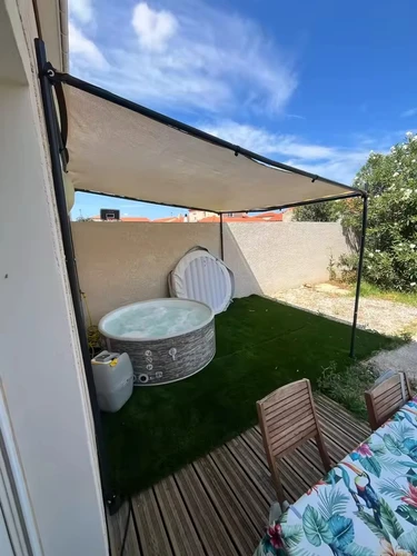 רשת צל מקצועית לגינה ולמרפסת 5x3 מ' (צבע בז') | 90% הצללה
