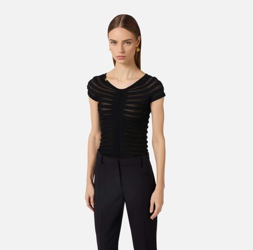 Cotton thread and viscose top