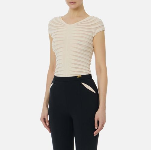Cotton thread and viscose top