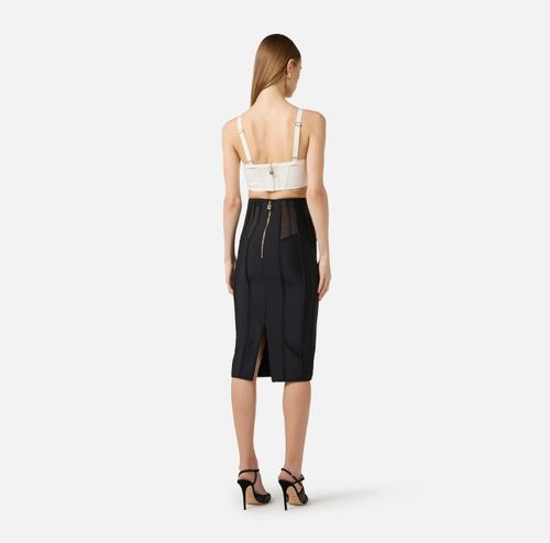 Top in 3D knit fabric