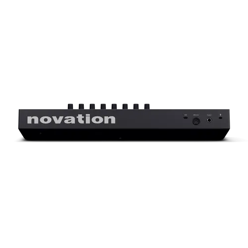מקלדת שליטה novation LaunchKey25 MK4