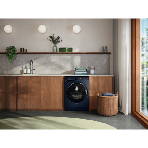 מכונת כביסה משולבת מייבש 12/9 ק”ג Electrolux דגם EWW1242R9MC