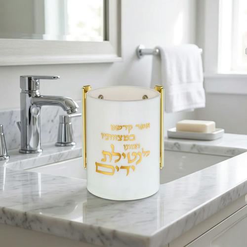נטלה אקריליק שקופה יוקרתית עם אותיות מובלטות