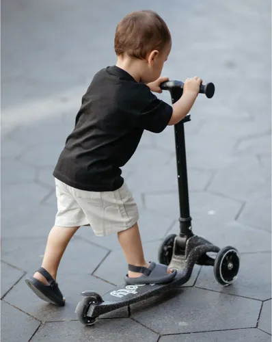 קורקינט SCOOTY - שחור גליטר