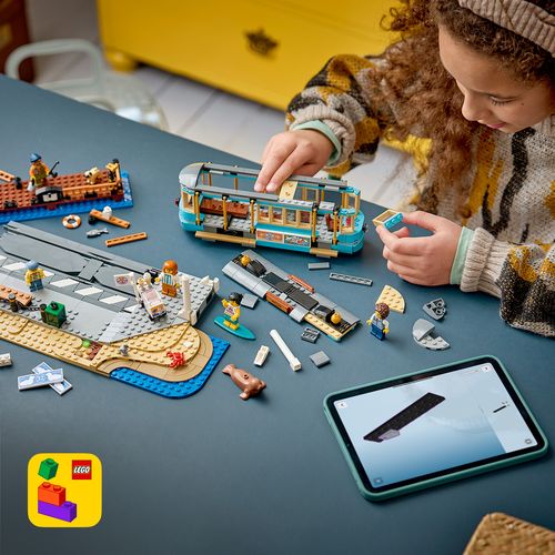 לגו סיטי - חשמלית רחוב קלאסית לחוף הים  60506