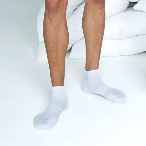 גרבי ריצה Therapeutic Cushion Quarter White