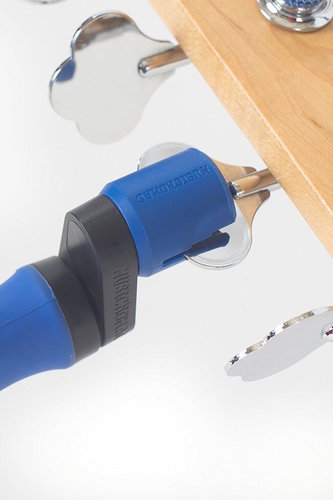 מנואלה מקצועית לגיטרה NOMAD GRIP Winder 