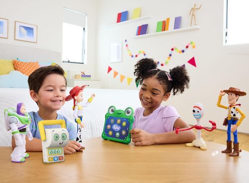 בובת פעולה אינטראקטיבית מדברת 22 ס